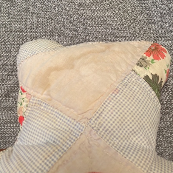 Vintage Farmhouse Quilted Bear with Red Heart - Picture 5 of 7